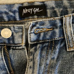 Nasty Gal size 4 distressed jeans